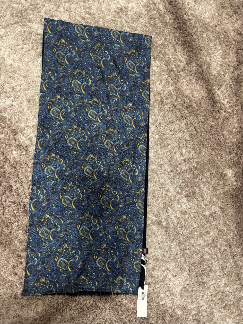 John Henric Blue Scarf
Wool Silk - Picture 5 of 5